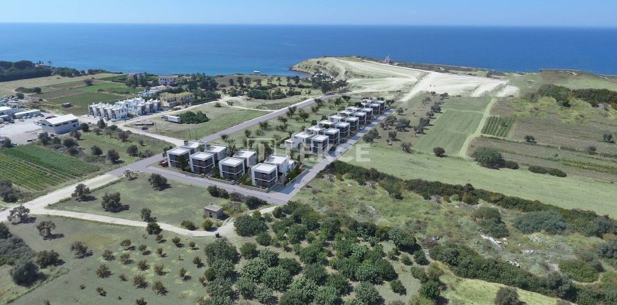 ویلا در  Girne ، ترکیه 3 خوابه ، 212 متر مربع.  شماره 44730