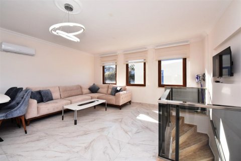 Продажа квартиры  в Айвансарае, Стамбуле, Турция 3 комн., 180м2, №192516 – фото 16