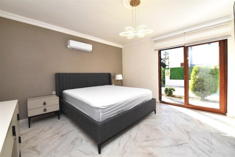 Продажа квартиры  в Айвансарае, Стамбуле, Турция 3 комн., 180м2, №192516 – фото 9