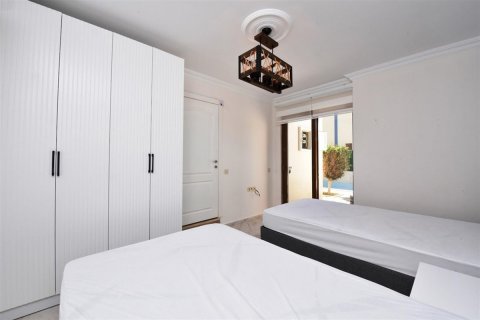 Продажа квартиры  в Айвансарае, Стамбуле, Турция 3 комн., 180м2, №192516 – фото 13