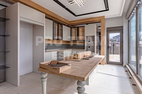 Продажа виллы  в Дёшемеалты, Анталье, Турция 5 комн., 320м2, №191844 – фото 9