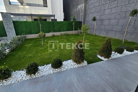 5+1 Villa  i Alanya, Antalya, Tyrkiet Nr. 146810 - 3