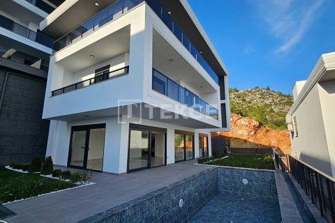 5+1 Villa  i Alanya, Antalya, Tyrkiet Nr. 146810 - 1