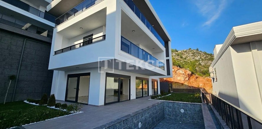 5+1 Villa i Alanya, Antalya, Tyrkiet Nr. 146810