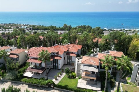 Продажа виллы  в Тюрклере, Аланье, Анталье, Турция 6 комн., 250м2, №206988 – фото 19