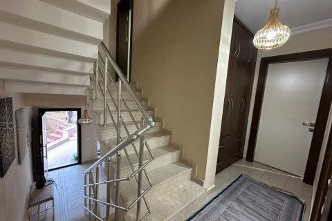 Продажа виллы  в Тюрклере, Аланье, Анталье, Турция 6 комн., 250м2, №206988 – фото 6