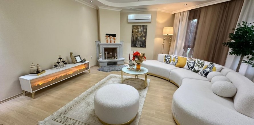 Вилла  6-х ком. в Тюрклере, Аланья, Анталья, Турция №206988