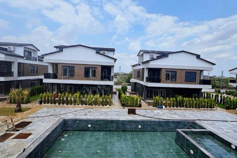 ویلا در  Dosemealti ، ترکیه 5 خوابه ، 200 متر مربع.  شماره 211770 - 1