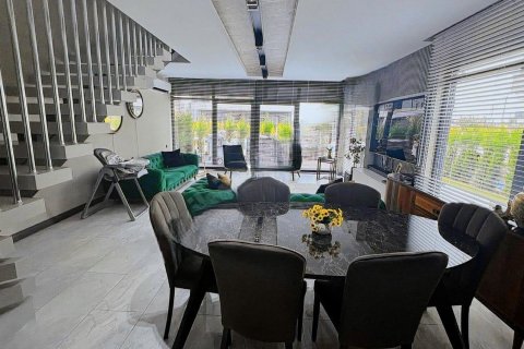 ویلا در  Dosemealti ، ترکیه 5 خوابه ، 200 متر مربع.  شماره 211770 - 13