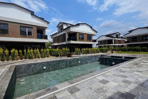 ویلا در  Dosemealti ، ترکیه 5 خوابه ، 200 متر مربع.  شماره 211770 - 12