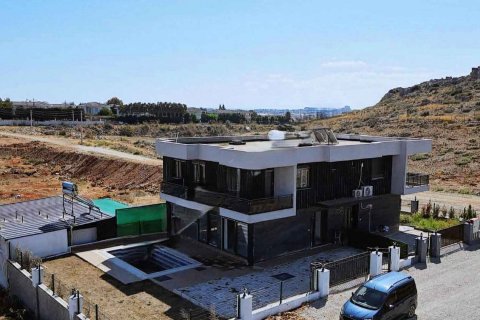 Продажа виллы  в Муратпаше, Анталье, Турция 3+1, 180.0м2, №211769 – фото 1