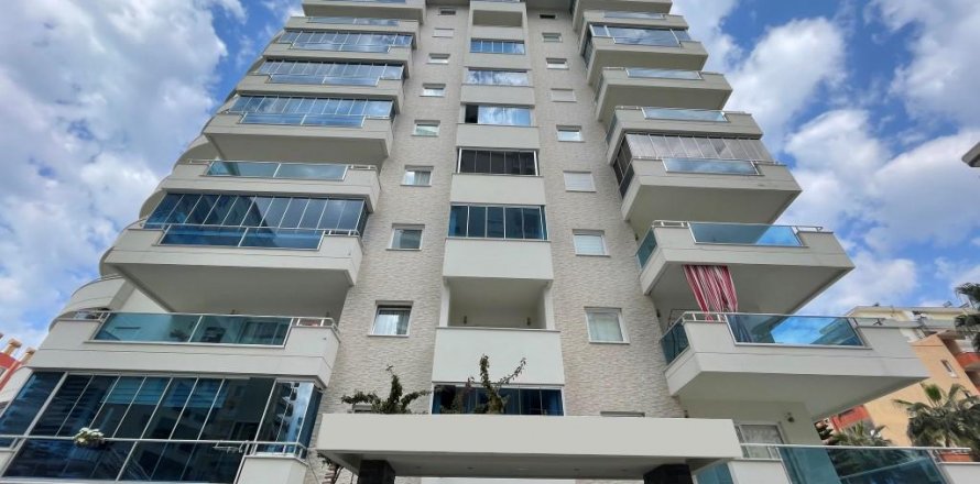 آپارتمان در  Mahmutlar ، ترکیه 110 متر مربع.  شماره 209786