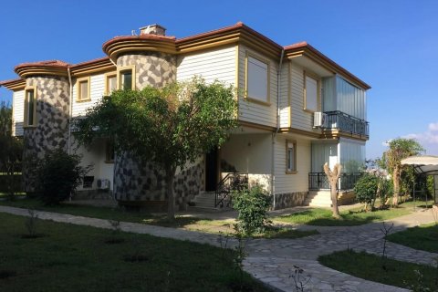 Продажа виллы в Аланье, Анталье, Турция 4 комн., 220м2, №209198 – фото 1