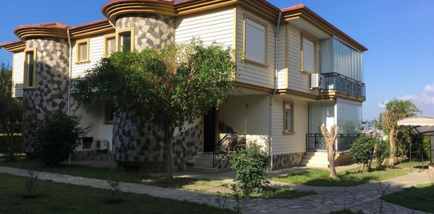 Вилла 4-х ком. в Аланье, Анталья, Турция №209198