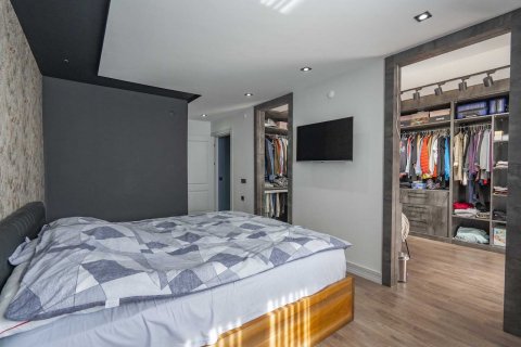 Продажа квартиры  в Оба, Анталье, Турция 3 комн., 170м2, №207299 – фото 22