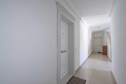 Продажа квартиры  в Оба, Анталье, Турция 3 комн., 170м2, №207299 – фото 12