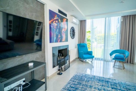 Продажа виллы  в Гирне, Северный Кипр 3+1, 213м2, №191015 – фото 15