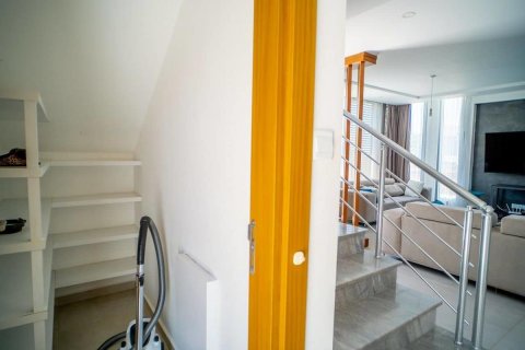 Продажа виллы  в Гирне, Северный Кипр 3+1, 213м2, №191015 – фото 19