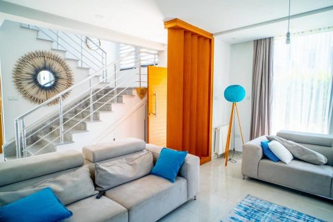 Продажа виллы  в Гирне, Северный Кипр 3+1, 213м2, №191015 – фото 13