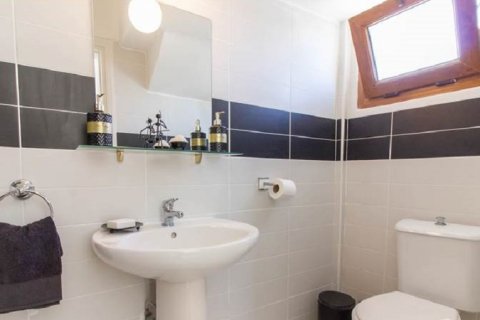 Продажа виллы  в Гирне, Северный Кипр 3+1, 130м2, №190992 – фото 11