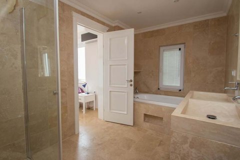 Продажа виллы в Аланье, Анталье, Турция 6 комн., 300м2, №209942 – фото 15