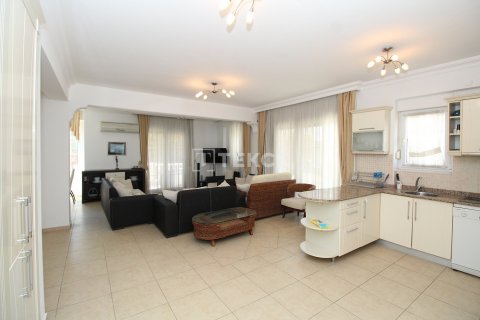 3+1 Villa  i Belek, Antalya, Tyrkiet Nr. 193847 - 12