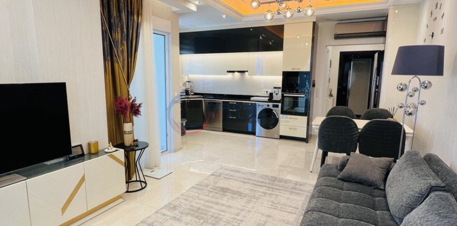 1+1 Apartment  in Alanya, Antalya, Turkey No. 211479