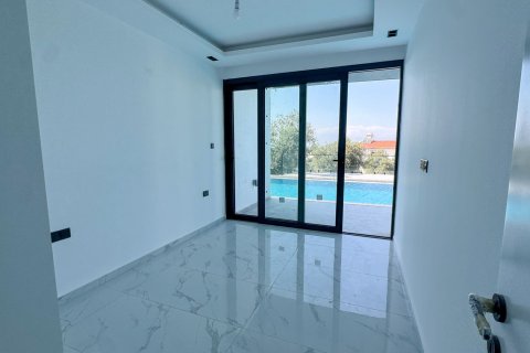 Продажа квартиры в Гирне, Северный Кипр 2 комн., 72м2, №210984 – фото 18