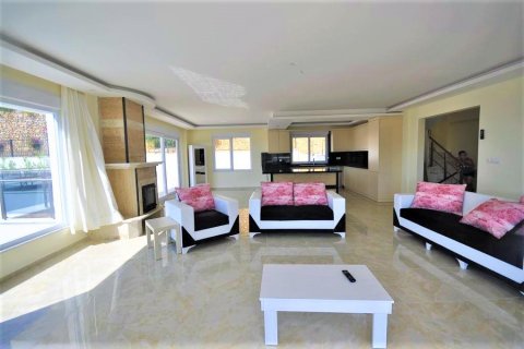 Продажа виллы  в Аланье, Анталье, Турция 8 комн., 400м2, №209820 – фото 6