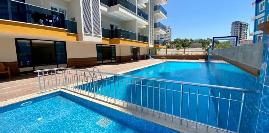 Lägenhet  i Mahmutlar, Antalya, Turkiet Nr. 209575