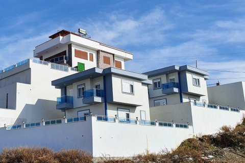 Продажа виллы  в Аланье, Анталье, Турция 4 комн., 160м2, №209674 – фото 1