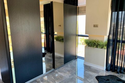 Продажа виллы в Аланье, Анталье, Турция 5 комн., 250м2, №209673 – фото 28