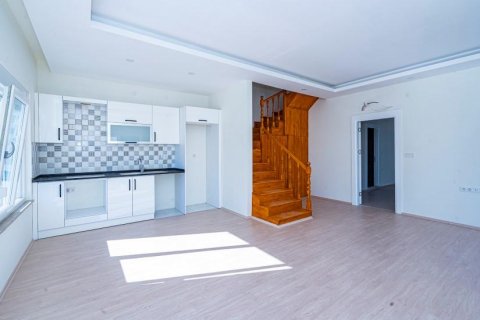 آپارتمان در  Alanya ، ترکیه 180 متر مربع.  شماره 209973 - 13