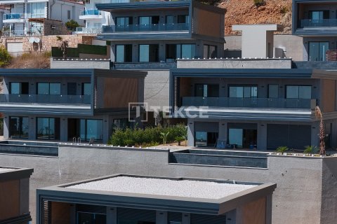 8+1 Villa  in Alanya, Antalya, Türkei Nr. 120951 - 2