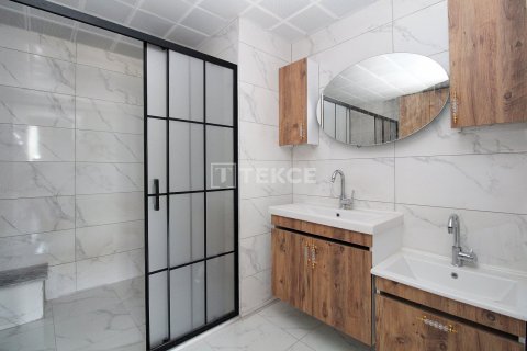 3+1 Leilighet  i Ciftlikkoy, Yalova, Tyrkia Nr. 151023 - 17