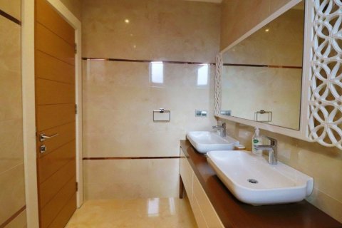Продажа виллы  в Каргыджаке, Аланье, Анталье, Турция 5 комн., 500м2, №208729 – фото 14