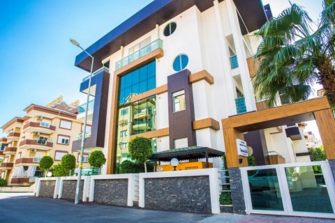 Продажа квартиры  в Оба, Анталье, Турция 3 комн., 108м2, №208613 – фото 1