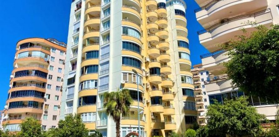 Lägenhet  i Mahmutlar, Antalya, Turkiet Nr. 209408