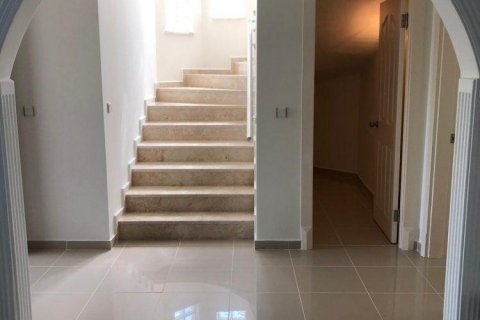 Продажа виллы  в Аланье, Анталье, Турция 5 комн., 250м2, №209778 – фото 29