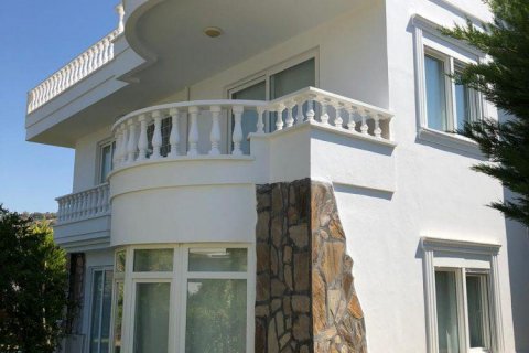 Продажа виллы  в Аланье, Анталье, Турция 5 комн., 250м2, №209778 – фото 2
