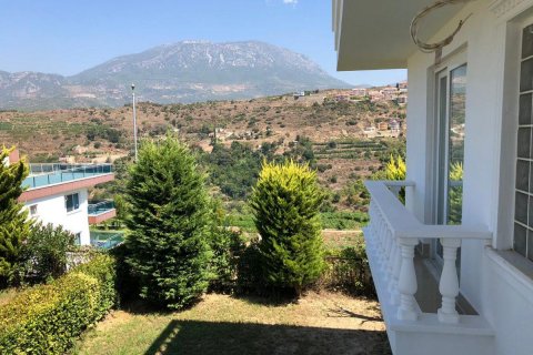 Продажа виллы  в Аланье, Анталье, Турция 5 комн., 250м2, №209778 – фото 18