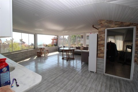 Продажа виллы  в Аланье, Анталье, Турция 4 комн., 200м2, №208657 – фото 28