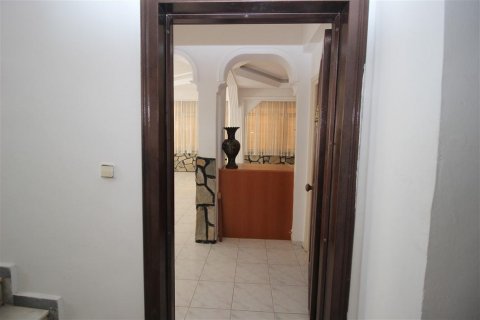 Продажа виллы  в Аланье, Анталье, Турция 4 комн., 200м2, №208657 – фото 9