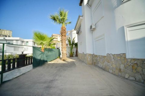 Продажа виллы  в Аланье, Анталье, Турция 4 комн., 180м2, №209729 – фото 28