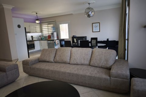 آپارتمان در  Alsancak ، ترکیه 130 متر مربع.  شماره 210770 - 15