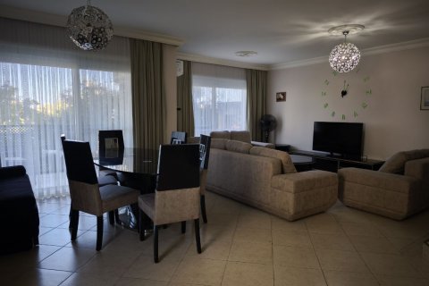 آپارتمان در  Alsancak ، ترکیه 130 متر مربع.  شماره 210770 - 18