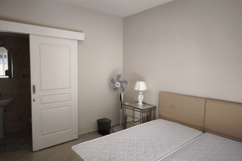 آپارتمان در  Alsancak ، ترکیه 130 متر مربع.  شماره 210770 - 26