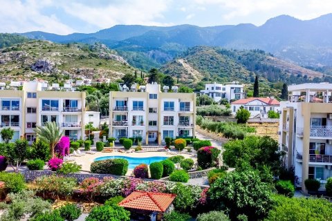 آپارتمان در  Alsancak ، ترکیه 130 متر مربع.  شماره 210770 - 4