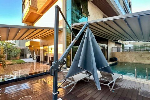 Продажа квартиры  в Кепезе, Анталье, Турция 3+1, 200м2, №211586 – фото 31