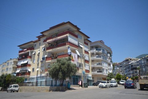 Penthouse for sale  in Alanya, Antalya, Turkey, 200m2, No. 209345 – photo 1